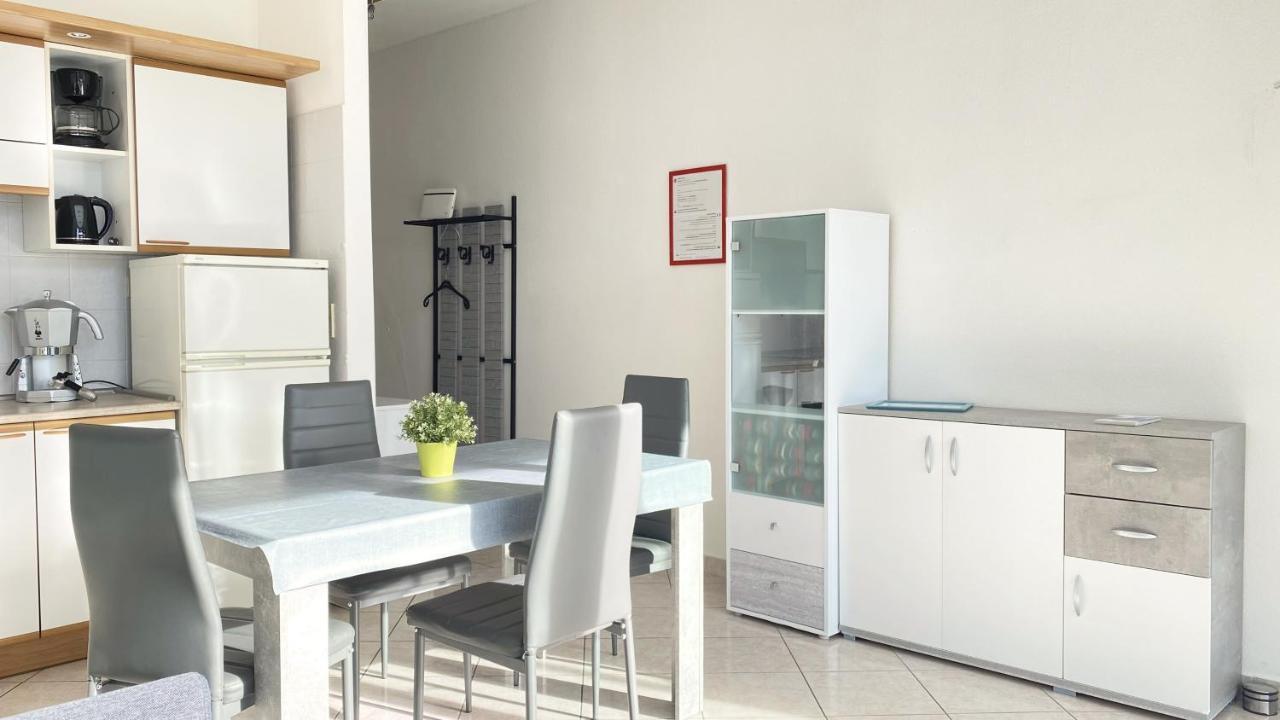 Casa Del Relax Apartment ริวาเดลการ์ดา ภายนอก รูปภาพ