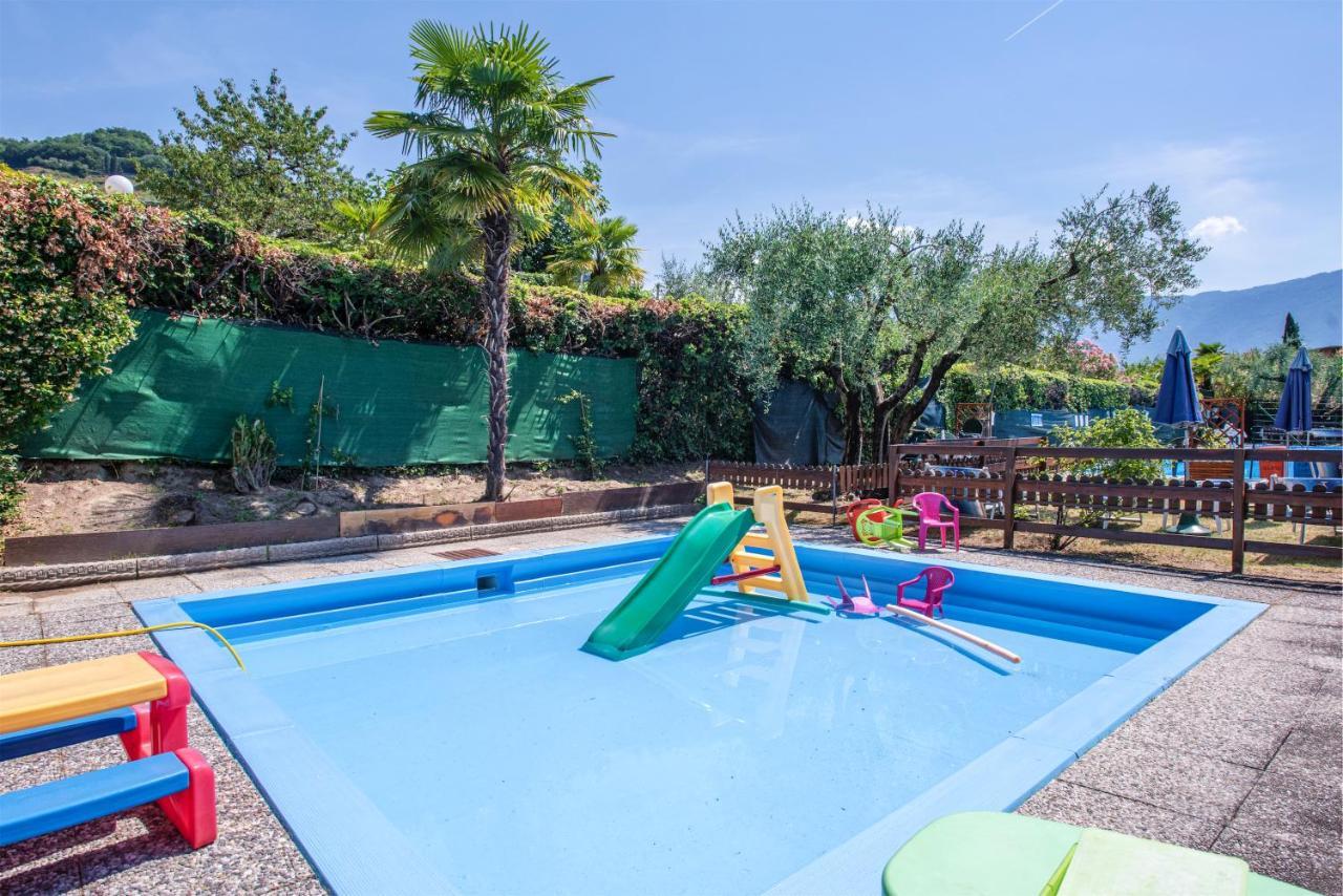 Casa Del Relax Apartment ริวาเดลการ์ดา ภายนอก รูปภาพ